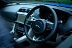 Jaguar F-Pace SVR 2019 года (JP)